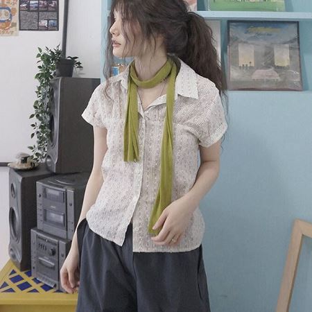Dongdaemum Women’s Shirts, Tops & T-Shirts, a testament to the elegance and quality of wholesale Korean fashion.