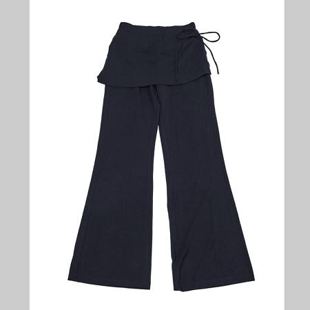 Dongdaemum Women’s Pants, a testament to the elegance and quality of wholesale Korean fashion.