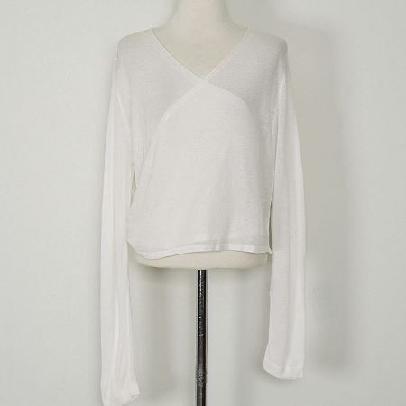 Dongdaemum Women’s Coats & Jackets, a testament to the elegance and quality of wholesale Korean fashion.