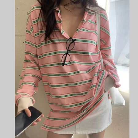 Dongdaemum Women’s Shirts, Tops & T-Shirts, a testament to the elegance and quality of wholesale Korean fashion.