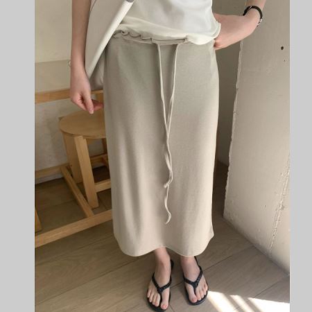 Dongdaemum Women’s Dresses, a testament to the elegance and quality of wholesale Korean fashion.