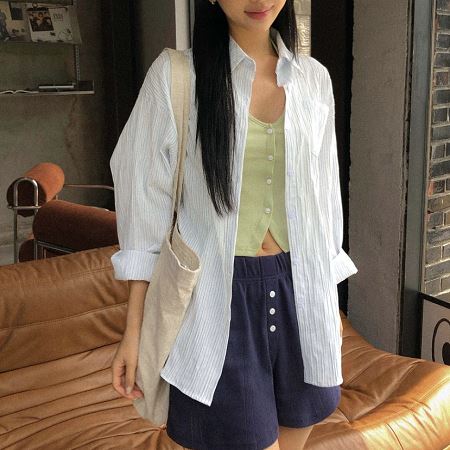 Dongdaemum Women’s Shirts, Tops & T-Shirts, a testament to the elegance and quality of wholesale Korean fashion.