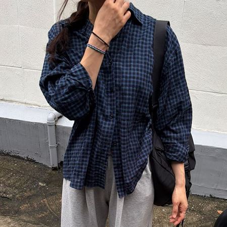 Dongdaemum Women’s Shirts, Tops & T-Shirts, a testament to the elegance and quality of wholesale Korean fashion.