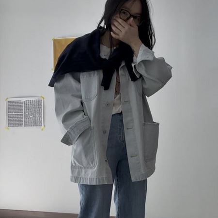 Dongdaemum Women’s Coats & Jackets, a testament to the elegance and quality of wholesale Korean fashion.