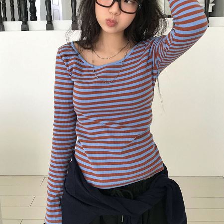 Dongdaemum Women’s Shirts, Tops & T-Shirts, a testament to the elegance and quality of wholesale Korean fashion.