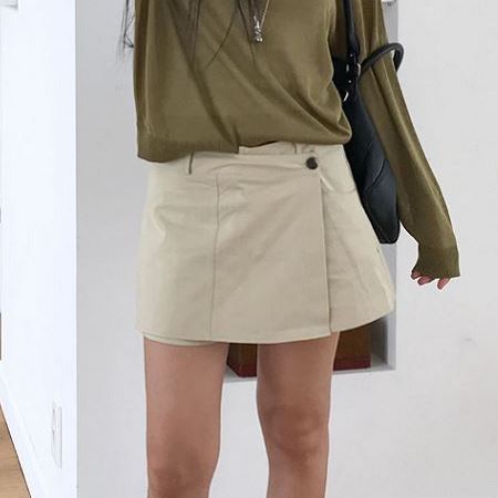 Dongdaemum Women’s Dresses, a testament to the elegance and quality of wholesale Korean fashion.