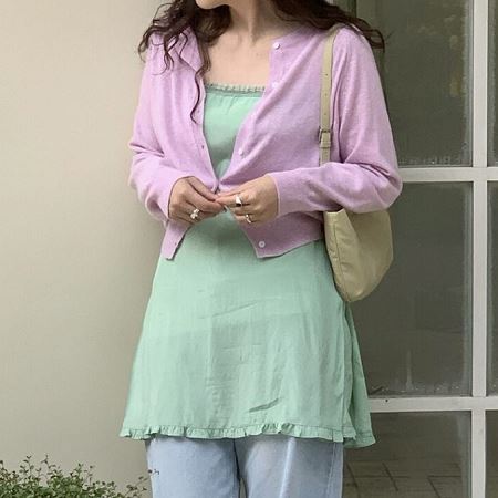 Dongdaemum Women’s Dresses, a testament to the elegance and quality of wholesale Korean fashion.