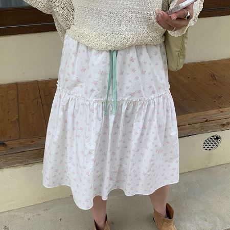 Dongdaemum Women’s Dresses, a testament to the elegance and quality of wholesale Korean fashion.