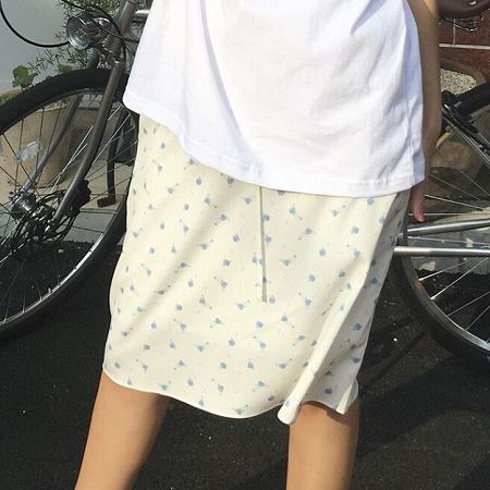 Dongdaemum Women’s Dresses, a testament to the elegance and quality of wholesale Korean fashion.