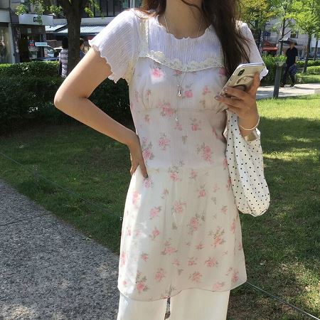 Dongdaemum Women’s Dresses, a testament to the elegance and quality of wholesale Korean fashion.