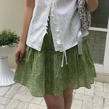 Dongdaemum Women’s Dresses, a testament to the elegance and quality of wholesale Korean fashion.