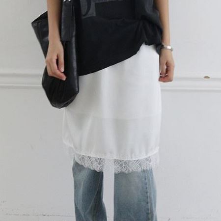 Dongdaemum Women’s Dresses, a testament to the elegance and quality of wholesale Korean fashion.