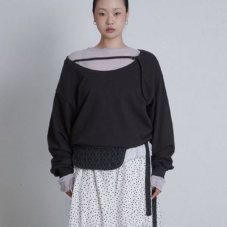 Dongdaemum Women’s Shirts, Tops & T-Shirts, a testament to the elegance and quality of wholesale Korean fashion.