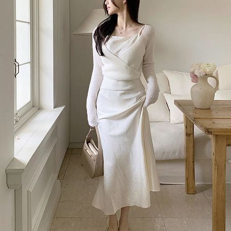 Dongdaemum Women’s Dresses, a testament to the elegance and quality of wholesale Korean fashion.
