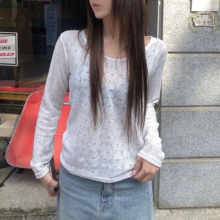 Dongdaemum Women’s Shirts, Tops & T-Shirts, a testament to the elegance and quality of wholesale Korean fashion.