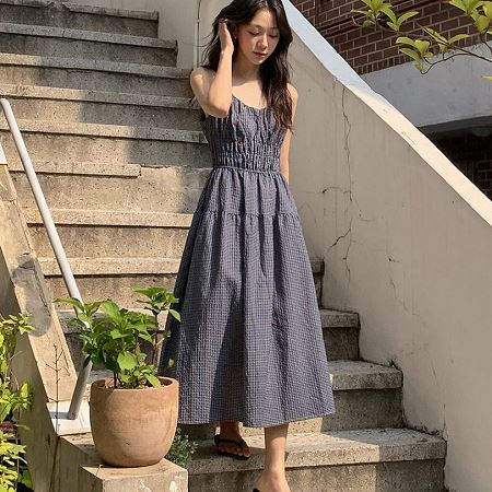 Dongdaemum Women’s Dresses, a testament to the elegance and quality of wholesale Korean fashion.