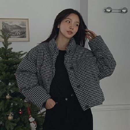 Dongdaemum Women’s Coats & Jackets, a testament to the elegance and quality of wholesale Korean fashion.