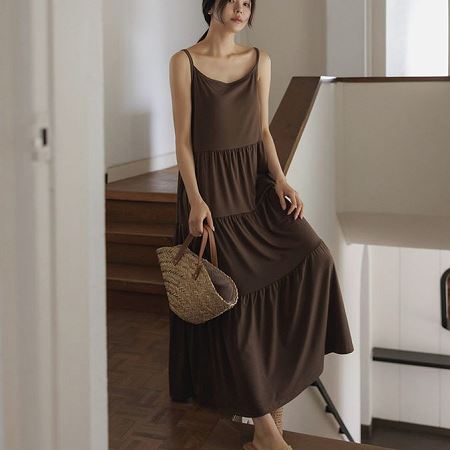 Dongdaemum Women’s Dresses, a testament to the elegance and quality of wholesale Korean fashion.