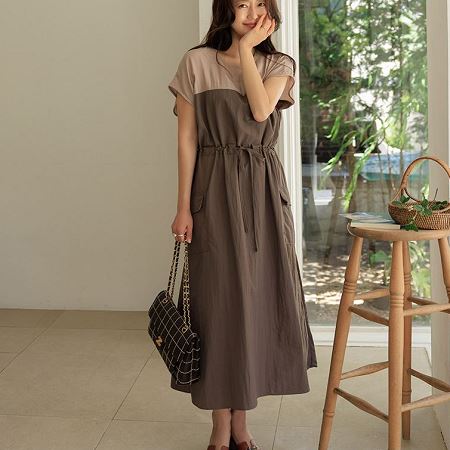 A collection of Dongdaemum Women’s Dresses, encapsulating the charm of Korean fashion.