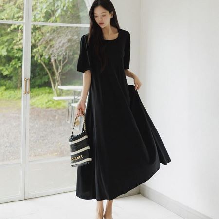 Dongdaemum Women’s Dresses, a testament to the elegance and quality of wholesale Korean fashion.