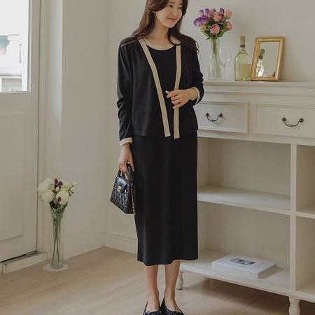 Dongdaemum Women’s Dresses, a testament to the elegance and quality of wholesale Korean fashion.