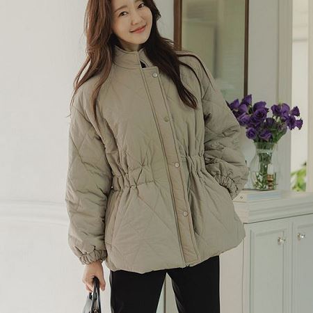 A variety of Dongdaemum Women’s Coats & Jackets, reflecting the sophistication of Korean fashion.