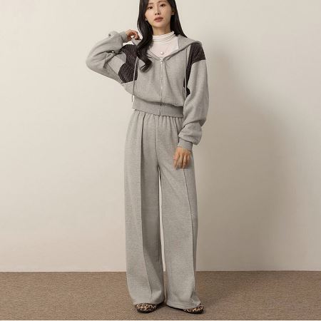 Dongdaemum Women’s One-Pieces, a testament to the elegance and quality of wholesale Korean fashion.