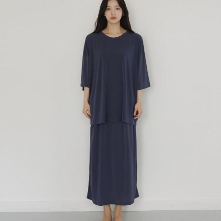 Dongdaemum Women’s One-Pieces, a testament to the elegance and quality of wholesale Korean fashion.
