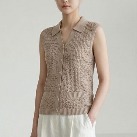 Dongdaemum Women’s Coats & Jackets, a testament to the elegance and quality of wholesale Korean fashion.