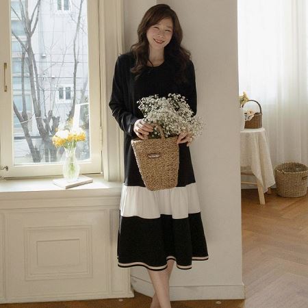 Dongdaemum Women’s Dresses, a testament to the elegance and quality of wholesale Korean fashion.