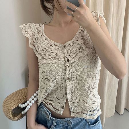 Dongdaemum Women’s Coats & Jackets, a testament to the elegance and quality of wholesale Korean fashion.