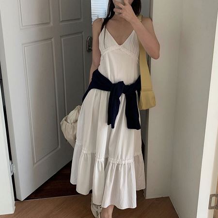 Dongdaemum Women’s Dresses, a testament to the elegance and quality of wholesale Korean fashion.