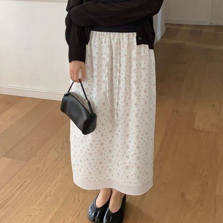 Dongdaemum Women’s Dresses, a testament to the elegance and quality of wholesale Korean fashion.