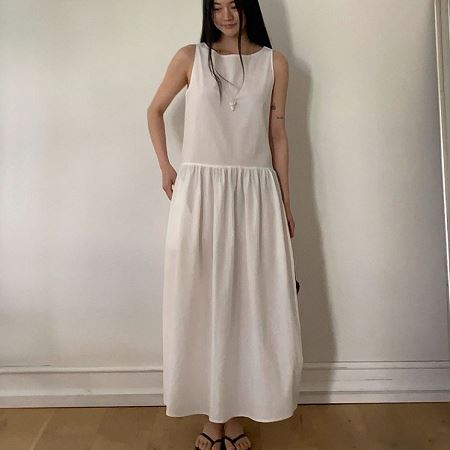 Dongdaemum Women’s Dresses, a testament to the elegance and quality of wholesale Korean fashion.