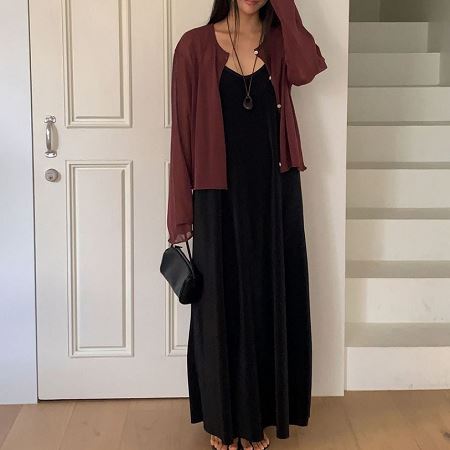 Dongdaemum Women’s Dresses, a testament to the elegance and quality of wholesale Korean fashion.