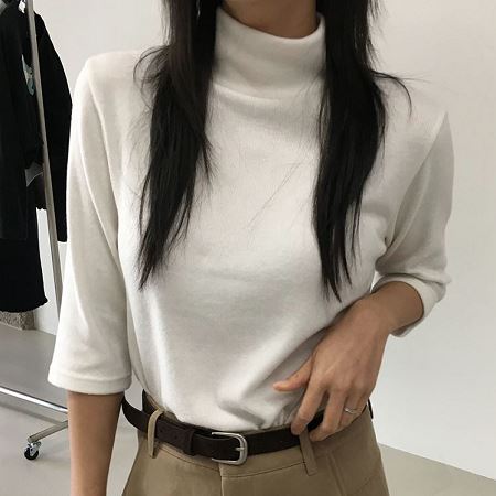Dongdaemum Women’s Shirts, Tops & T-Shirts, a testament to the elegance and quality of wholesale Korean fashion.
