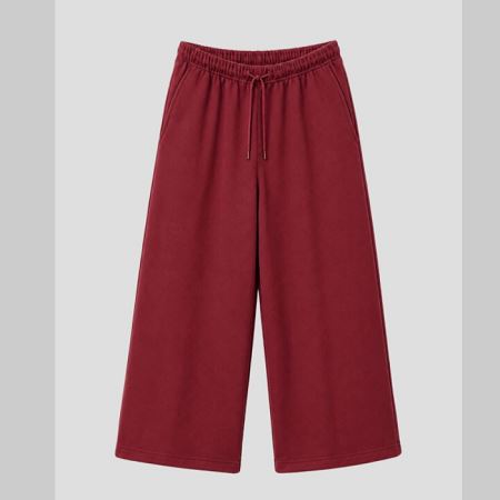 Dongdaemum Women’s Pants, a testament to the elegance and quality of wholesale Korean fashion.