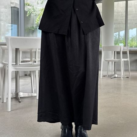 Dongdaemum Women’s Dresses, a testament to the elegance and quality of wholesale Korean fashion.