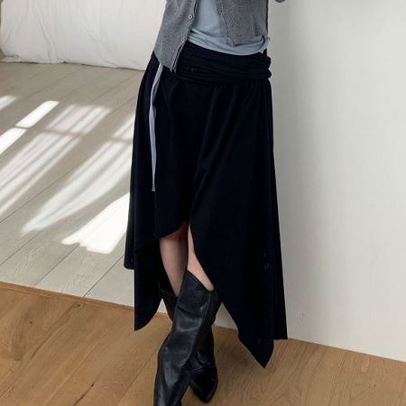 Dongdaemum Women’s Dresses, a testament to the elegance and quality of wholesale Korean fashion.