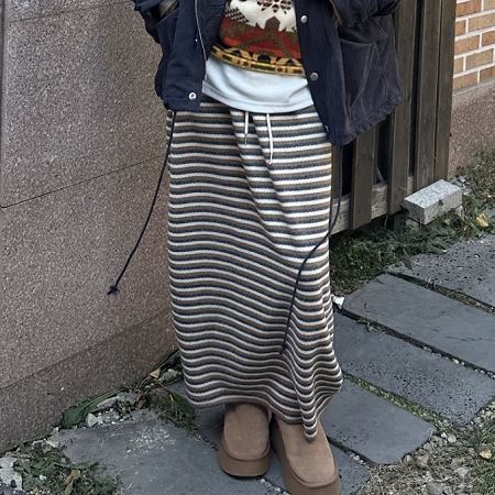 Dongdaemum Women’s Dresses, a testament to the elegance and quality of wholesale Korean fashion.