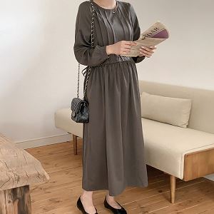 Dongdaemum Women’s Dresses, a testament to the elegance and quality of wholesale Korean fashion.