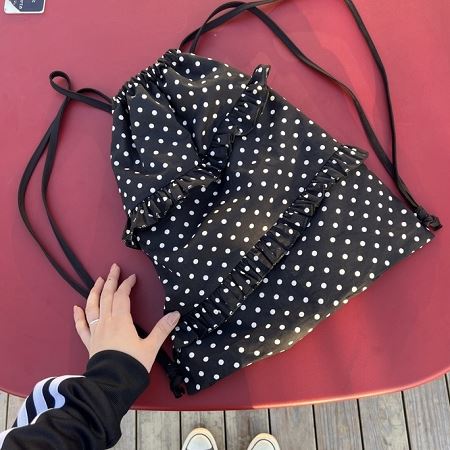A collection of Dongdaemum Women’s Handbags, Wallets & Cases, showcasing the elegance of Korean fashion.