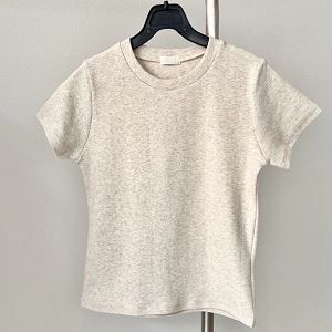 Dongdaemum Women’s Shirts, Tops & T-Shirts, a testament to the elegance and quality of wholesale Korean fashion.