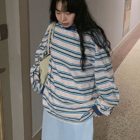 Dongdaemum Women’s Shirts, Tops & T-Shirts, a testament to the elegance and quality of wholesale Korean fashion.