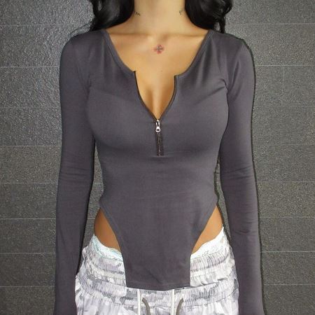 Dongdaemum Women’s Shirts, Tops & T-Shirts, a testament to the elegance and quality of wholesale Korean fashion.