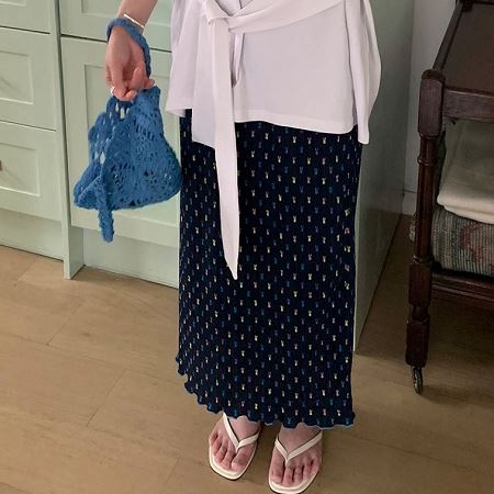 Dongdaemum Women’s Dresses, a testament to the elegance and quality of wholesale Korean fashion.