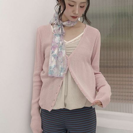 Dongdaemum Women’s Coats & Jackets, a testament to the elegance and quality of wholesale Korean fashion.