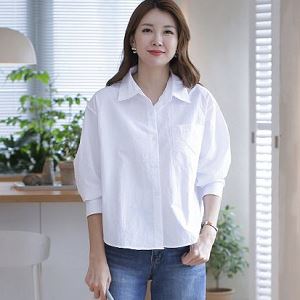 Dongdaemum Women’s Shirts, Tops & T-Shirts, a testament to the elegance and quality of wholesale Korean fashion.