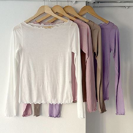 Dongdaemum Women’s Shirts, Tops & T-Shirts, a testament to the elegance and quality of wholesale Korean fashion.