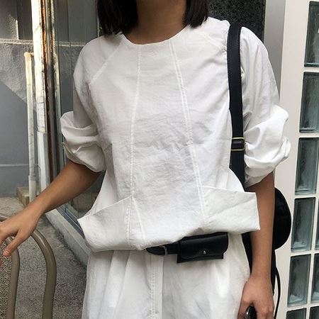 Dongdaemum Women’s Shirts, Tops & T-Shirts, a testament to the elegance and quality of wholesale Korean fashion.